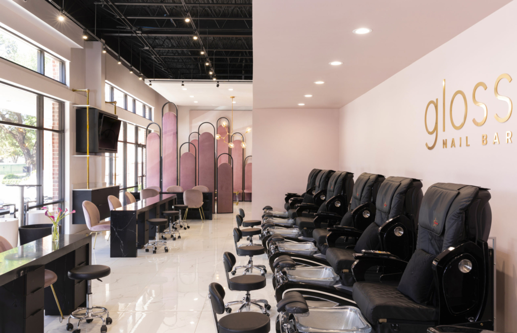 Gloss nail bar in atlanta, ga