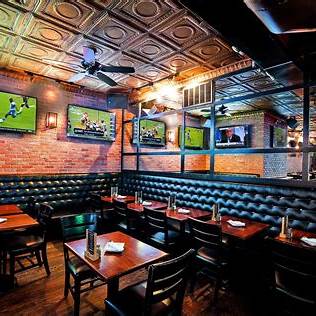 Dallas Texas sports bar image.